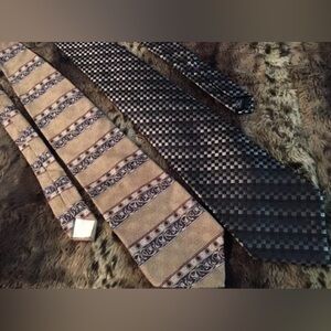 Lot of 2 Neckties! Claiborne & Arrow Elegant Suit Ties 100% Silk~